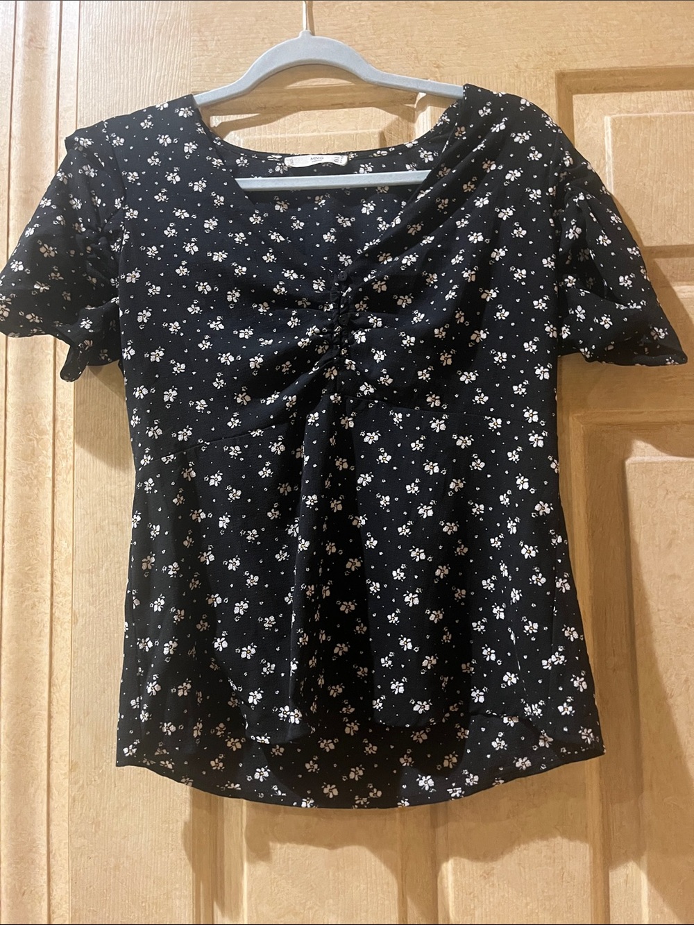Mango Black Short Sleeve Floral Ruched Blouse